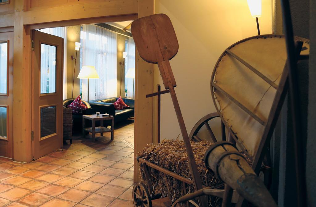 Trip Inn Landhotel Krone Roggenbeuren Exterior foto