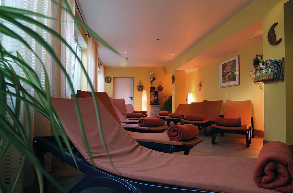 Trip Inn Landhotel Krone Roggenbeuren Exterior foto